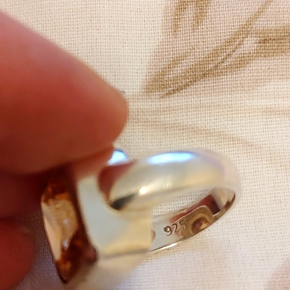 Silver and topaz ring - Picture 2 of 5